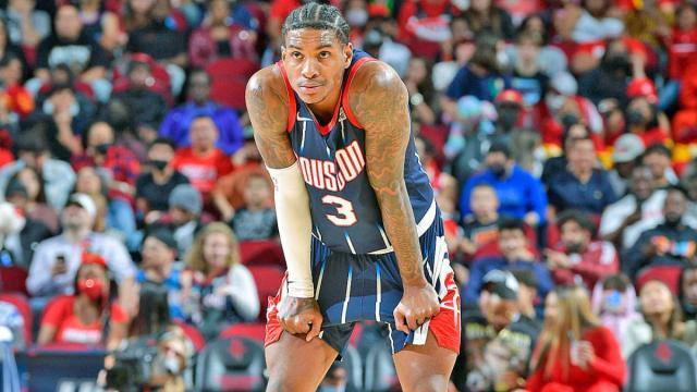 网页版登录-火箭年轻人让教练头疼,赛前迟到+临场退赛怎么管?