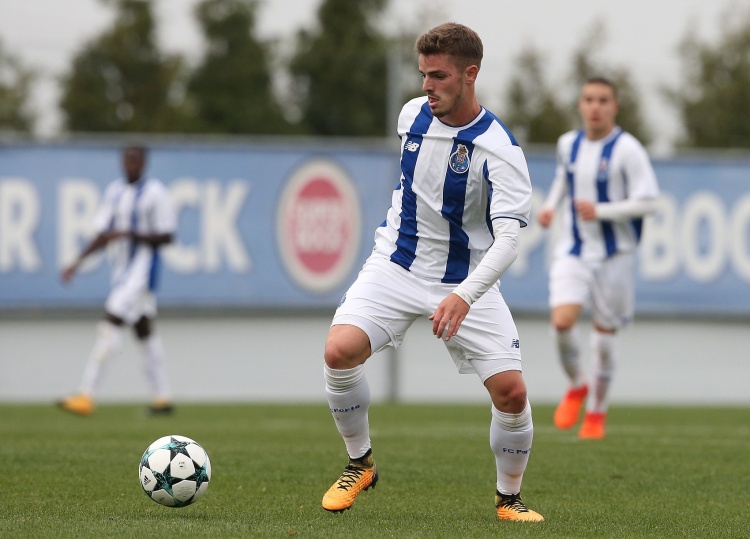 外媒:若昂·拉梅拉引起武汉三镇兴趣,转会可能需要100万欧