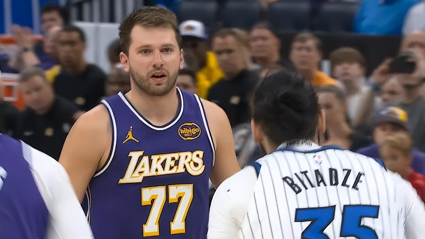 C7APP下载-NBA官方：东契奇比塔泽技犯被撤销 卢卡对阵活塞将不会被禁赛
